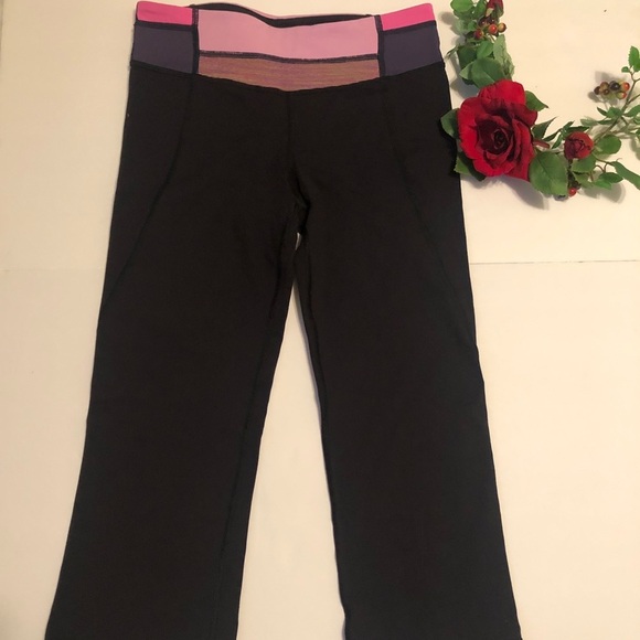 Lululemon Gather & Crow Crop - Picture 5 of 11